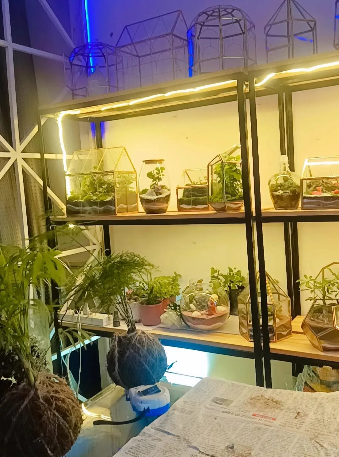 Recycled glass decor